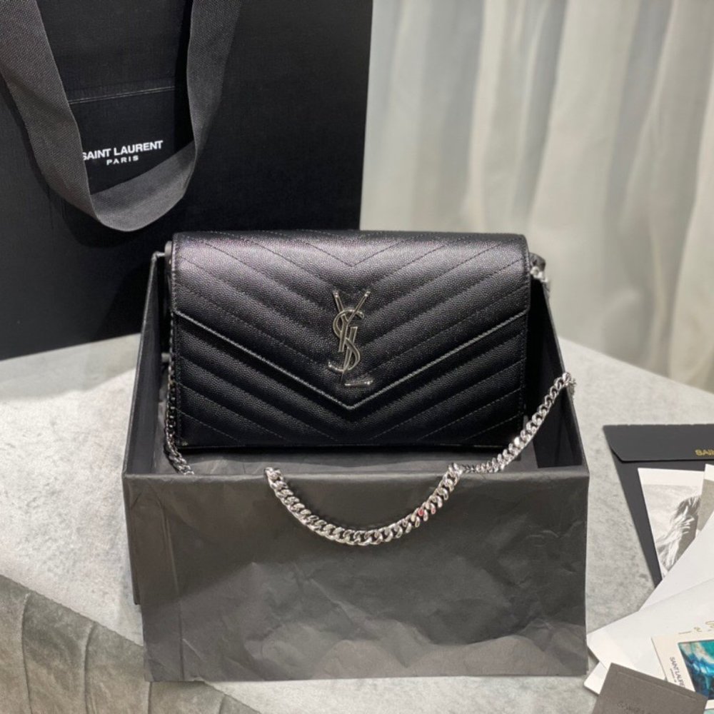 ✅Yves Saint Laurent CASSANDRE SAINT LAURENT MATELASSÉ Bag